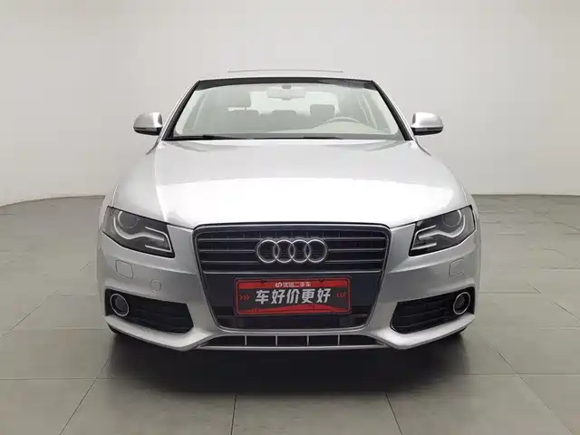 Audi A4L 2012 2.0 TFSI Automatic Technology — фото 3