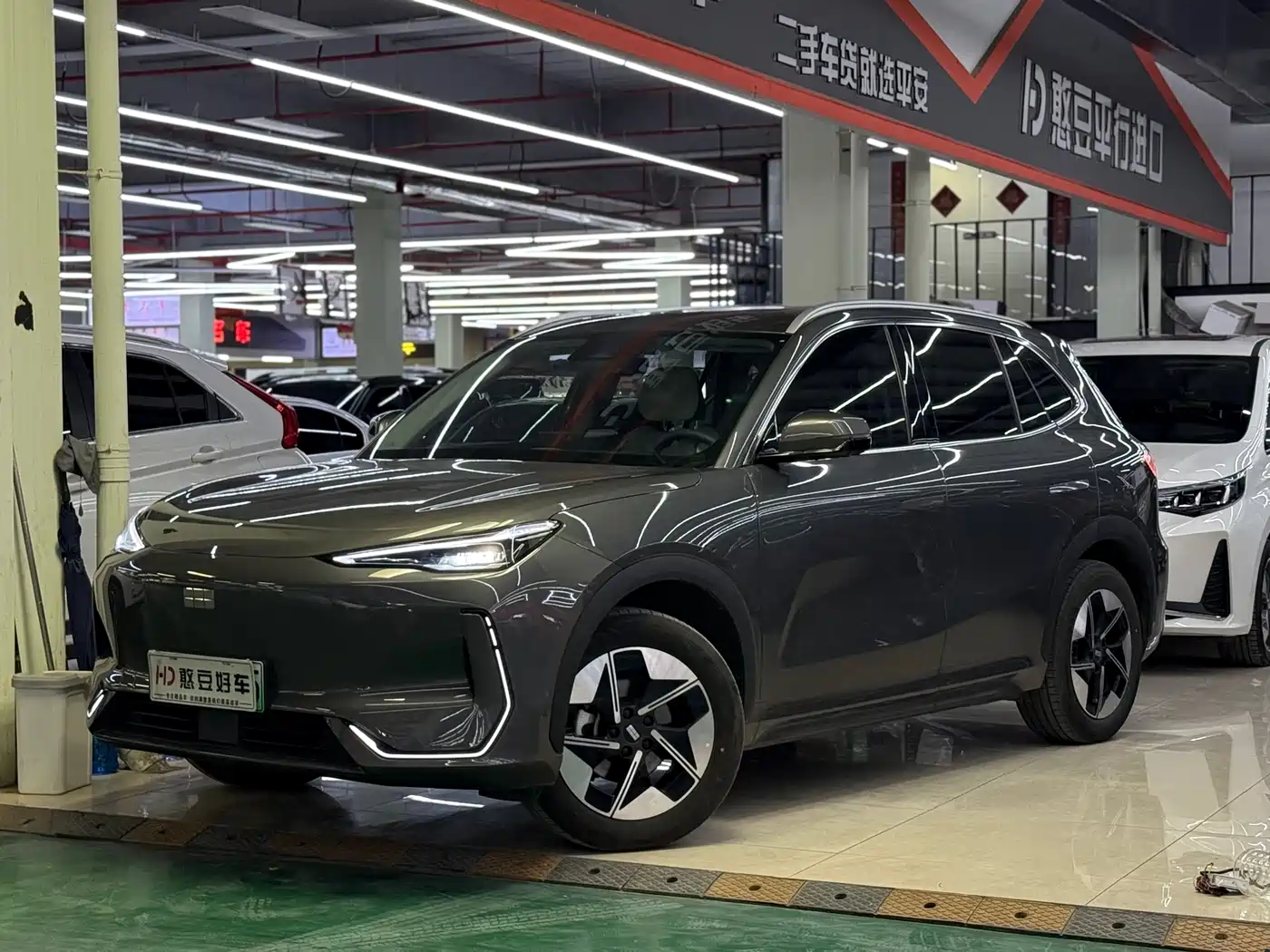 GEELY GALAXY GALAXY E5