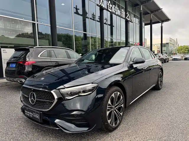  Mercedes-Benz Mercedes-Benz E-Class New Energy 2024 E 350 e L Plug-in Hybrid Sports Sedan