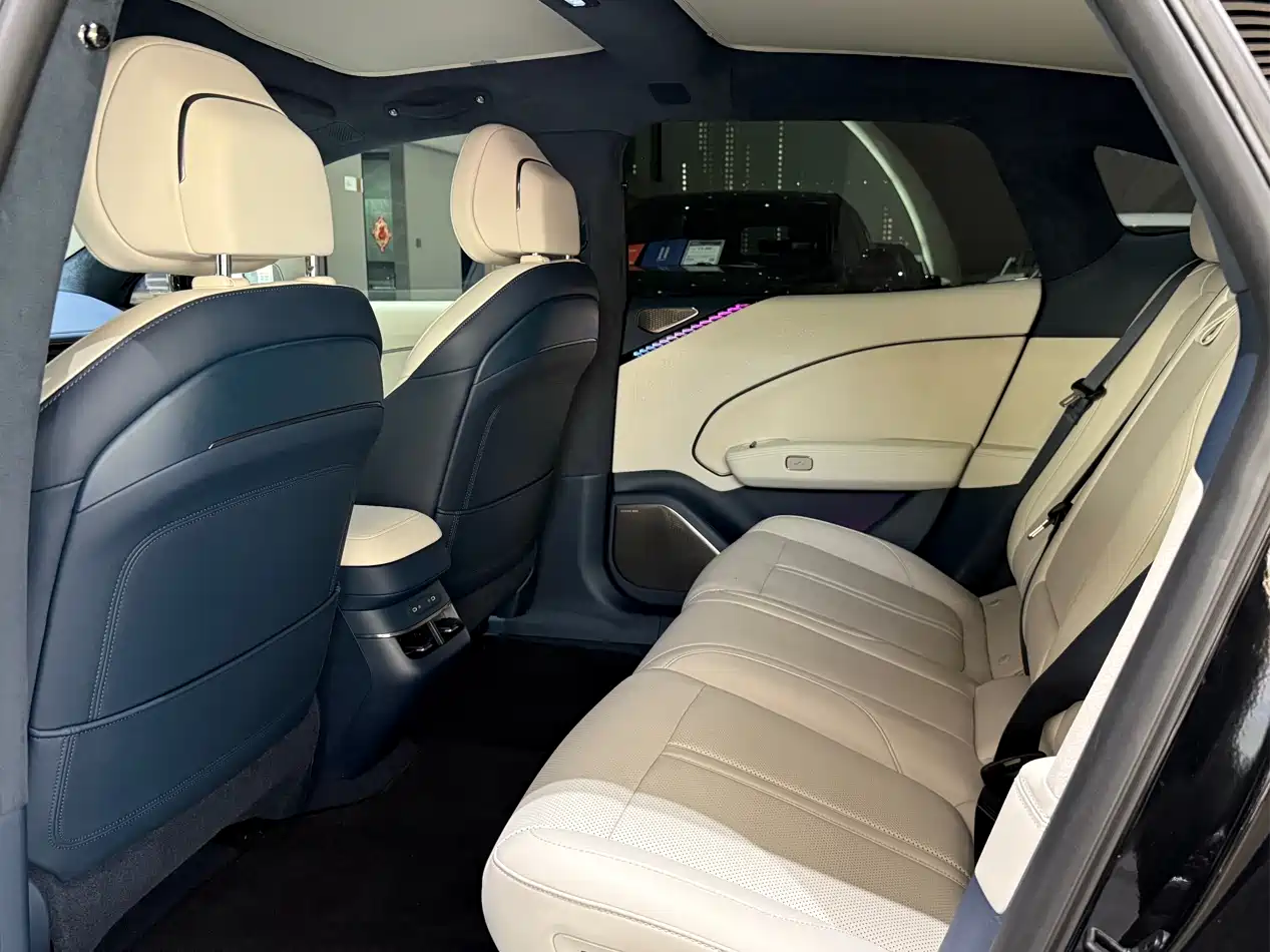 ZEEKR EXTREME KRYPTON 007