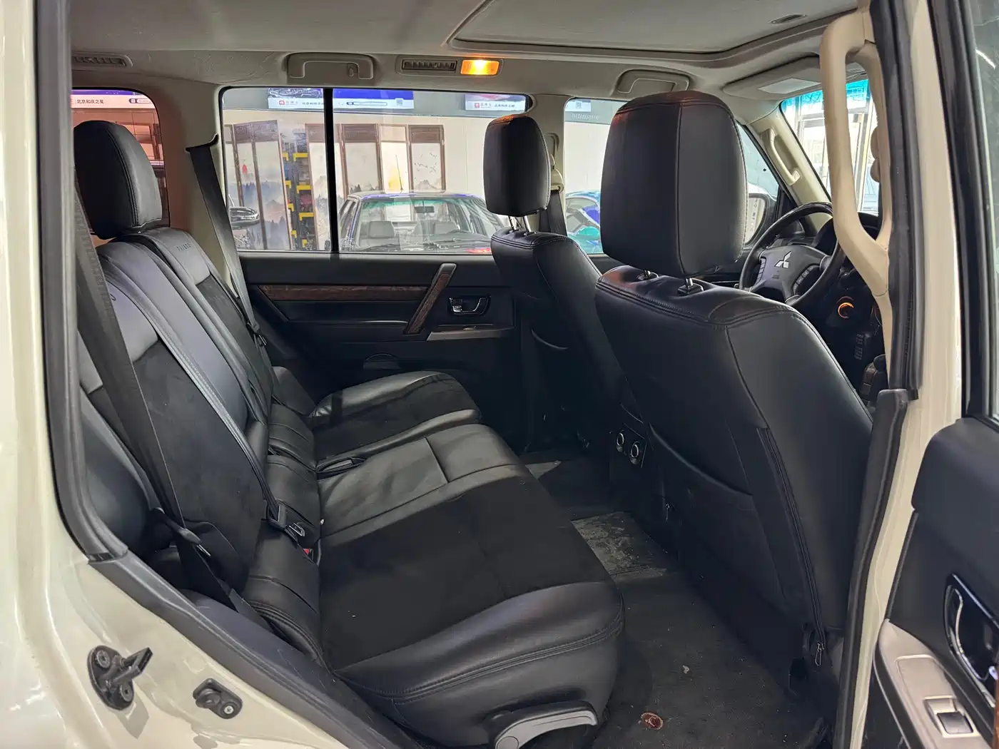 Mitsubishi Pajero (Import) 2019 3.0L Auto Comfort Version фото 21