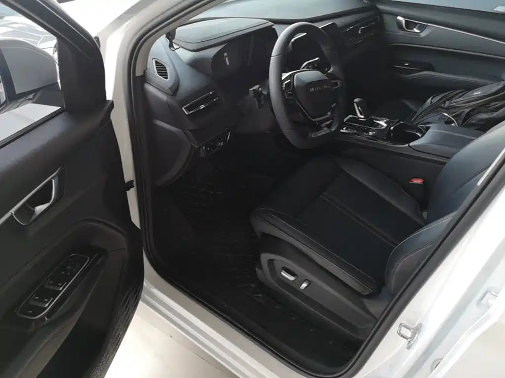 Wuling Motors Wuling Victory 2022 2022 Facelift 280T 1.5T CVT Flagship
