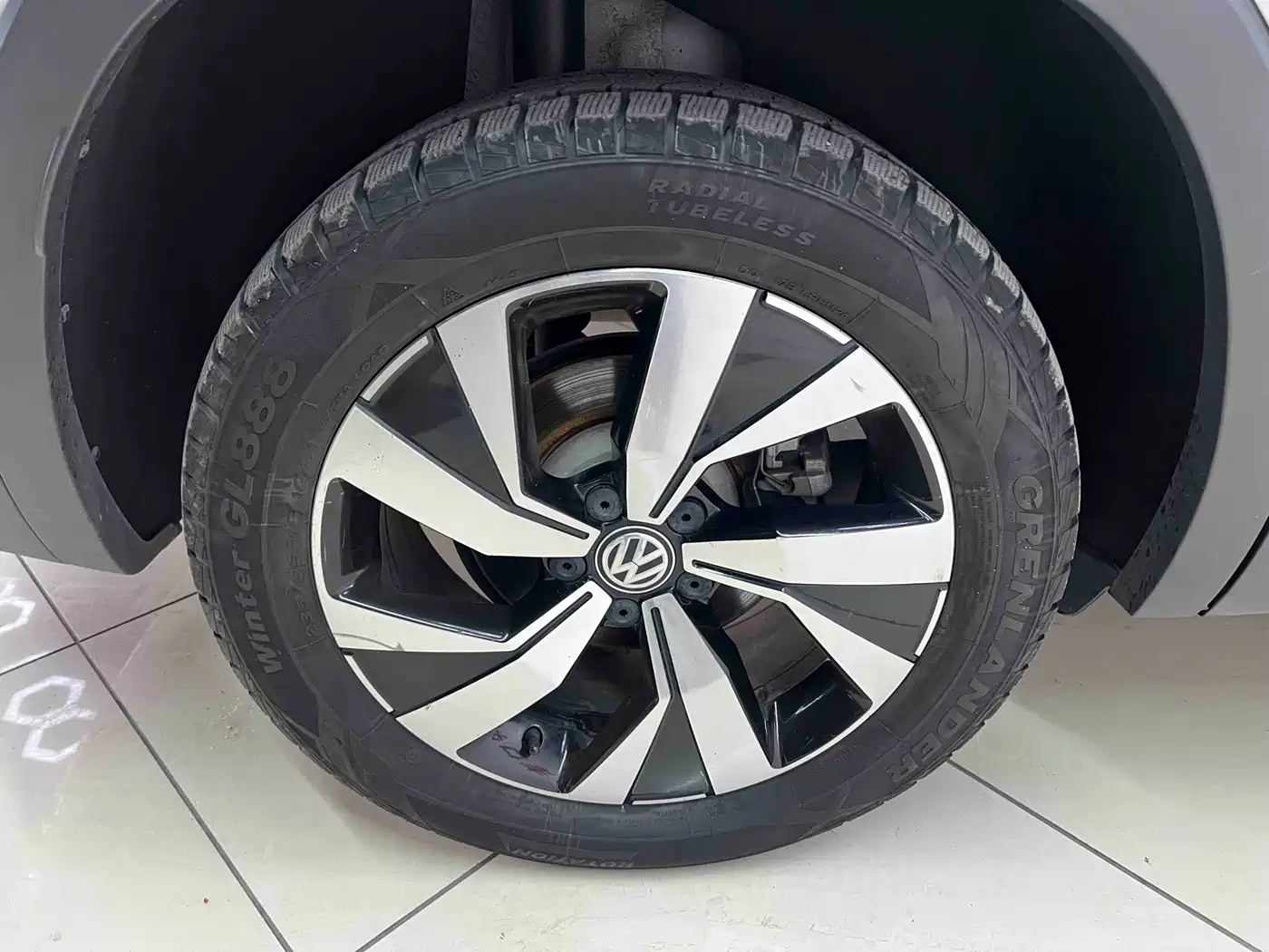 Volkswagen Tayron 2022 280TSI 2WD Luxury Smart Connect Edition фото 22