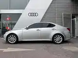 Фото 3 - Lexus IS