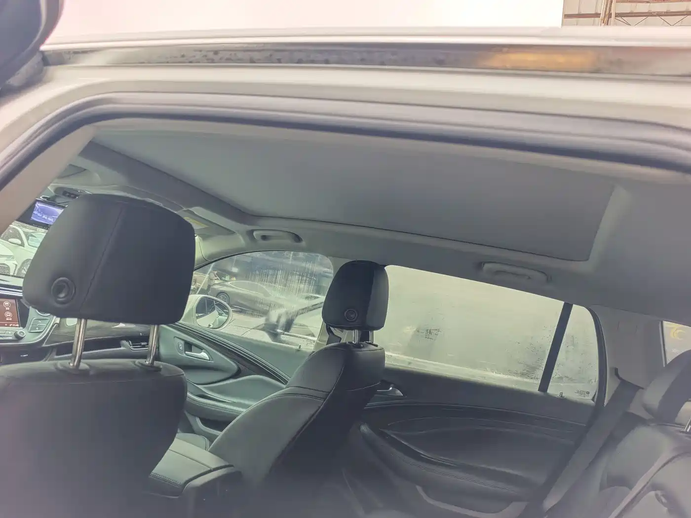 Buick Envision Plus 2020 20T FWD Leading фото 6