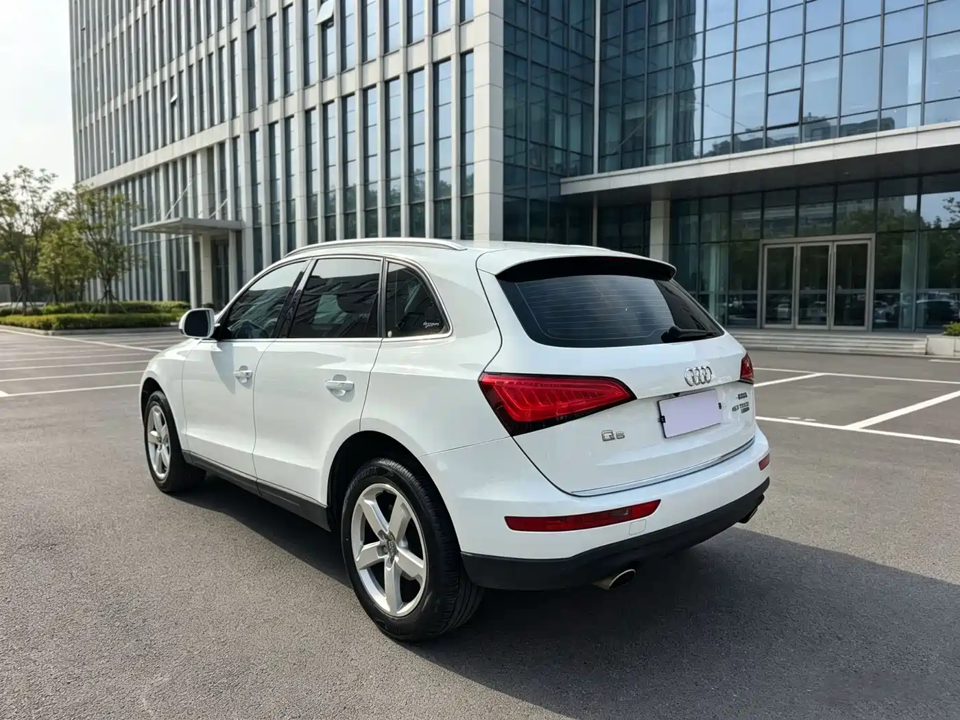 AUDI Q5