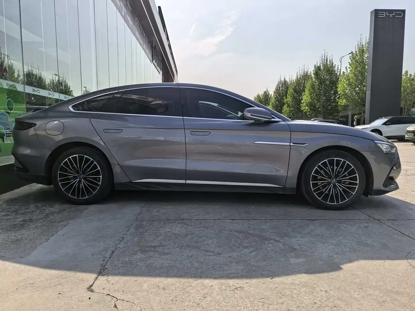 BYD HAN