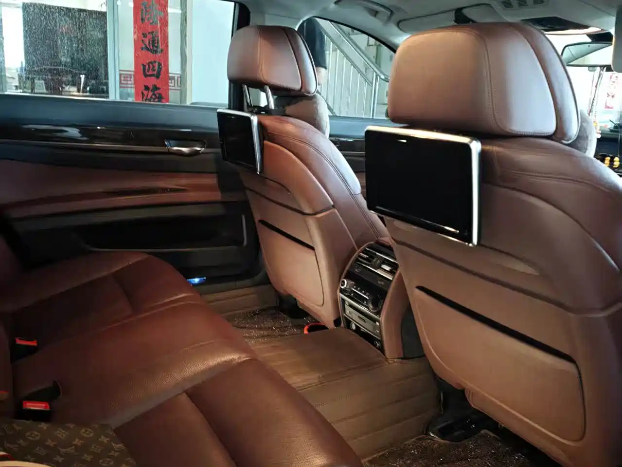 BMW 7 Series 2013 Model 740Li Leading фото 8