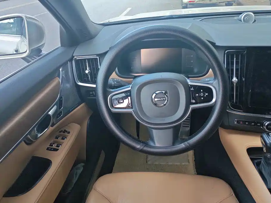 Volvo S90 2017 2017 T4 Inscription