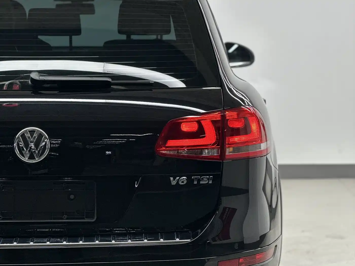 Volkswagen Touareg 2011 3.0TSI Standard фото 7