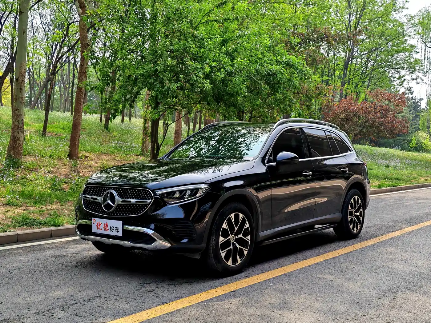 Mercedes-Benz GLC 2023 Facelift GLC 260 L 4MATIC Sport 7-Seater