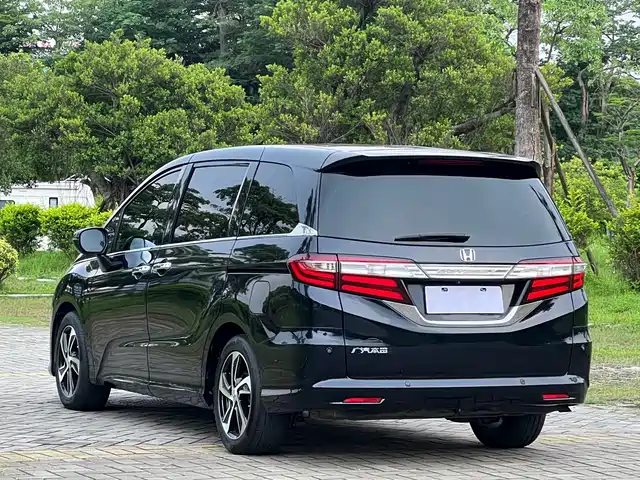 Honda Odyssey 2015 Facelift 2.4L Supreme Edition — фото 4