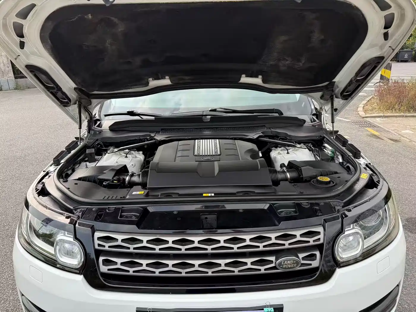 Land Rover Range Rover Sport 2017 3.0 SC V6 SE фото 16