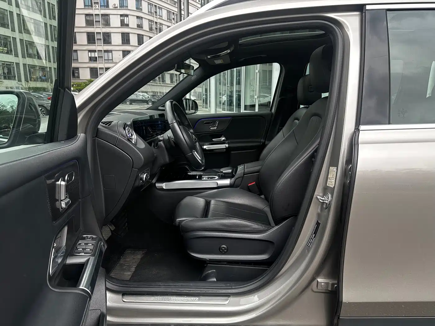 Mercedes-Benz GLB 2019 2020 GLB 200 Fashion