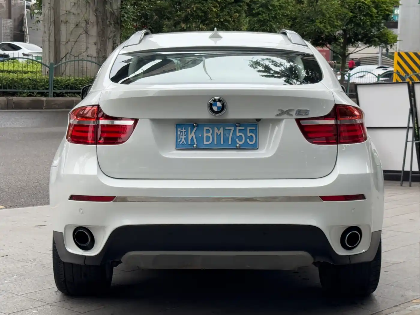 BMW X6 2014 xDrive35i Sport фото 16