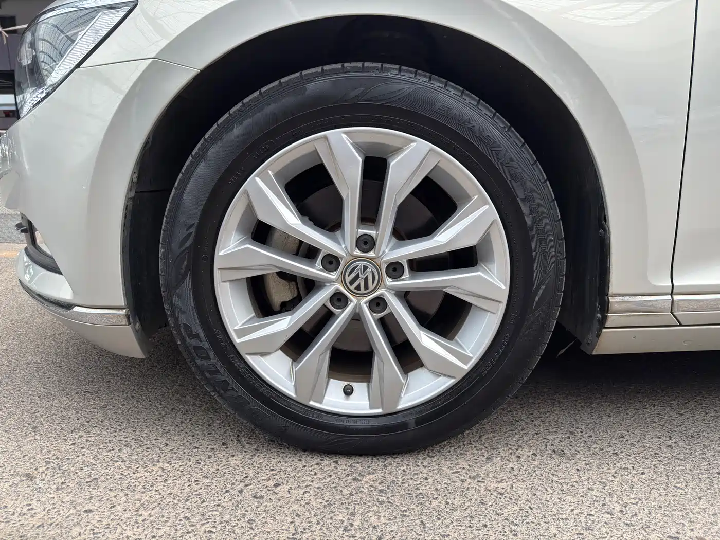 Volkswagen Magotan 2017 330TSI DSG Luxury фото 2