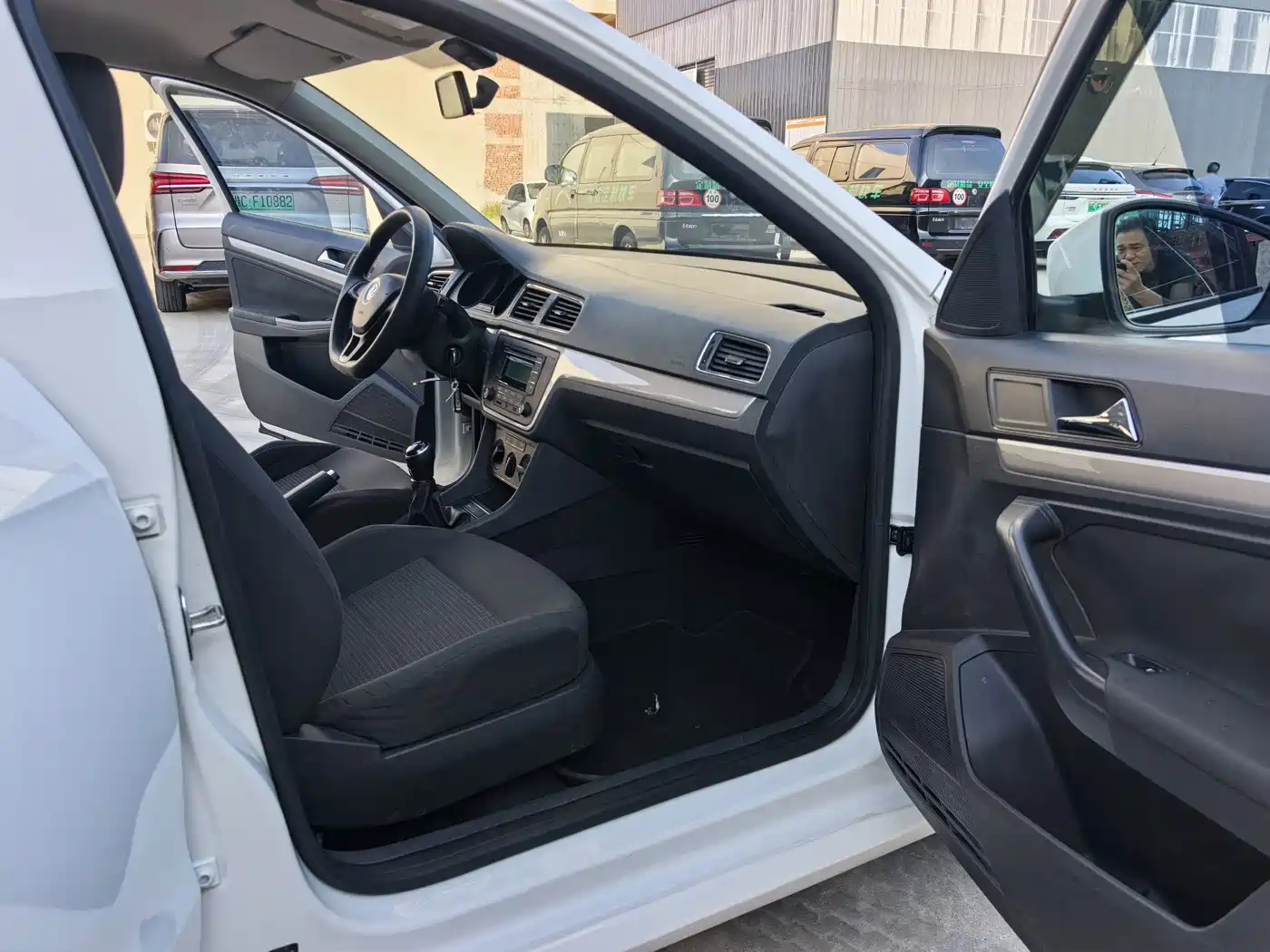 Фото 8 - Volkswagen Lavida
