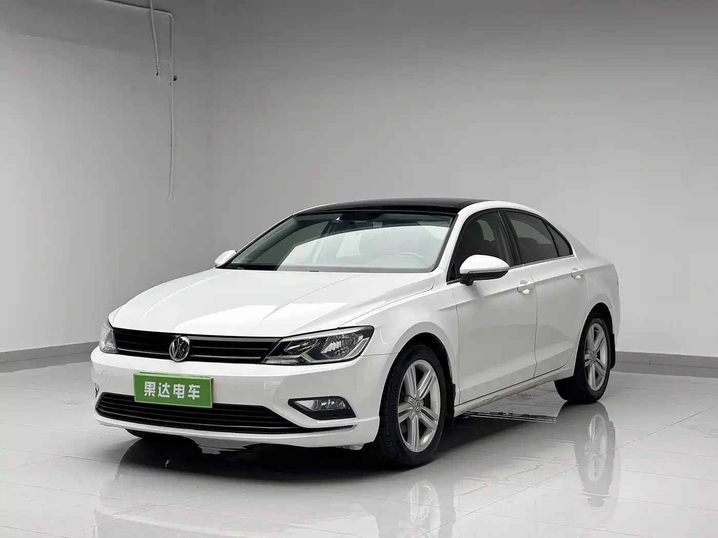Volkswagen Lamando 2015 280TSI DSG Comfort