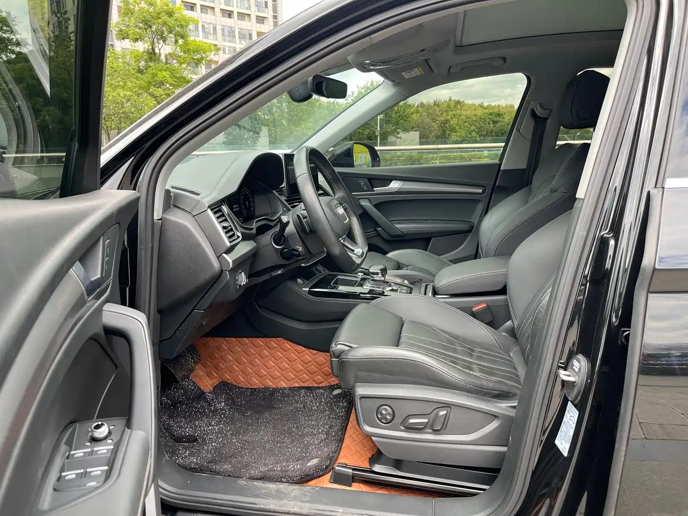 Audi Q5L 2022 40T Luxury Dynamic фото 8