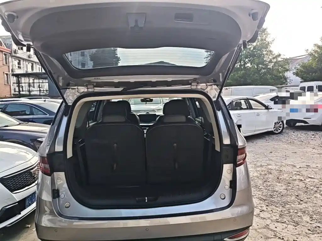 Фото 19 - Geely Jiaji