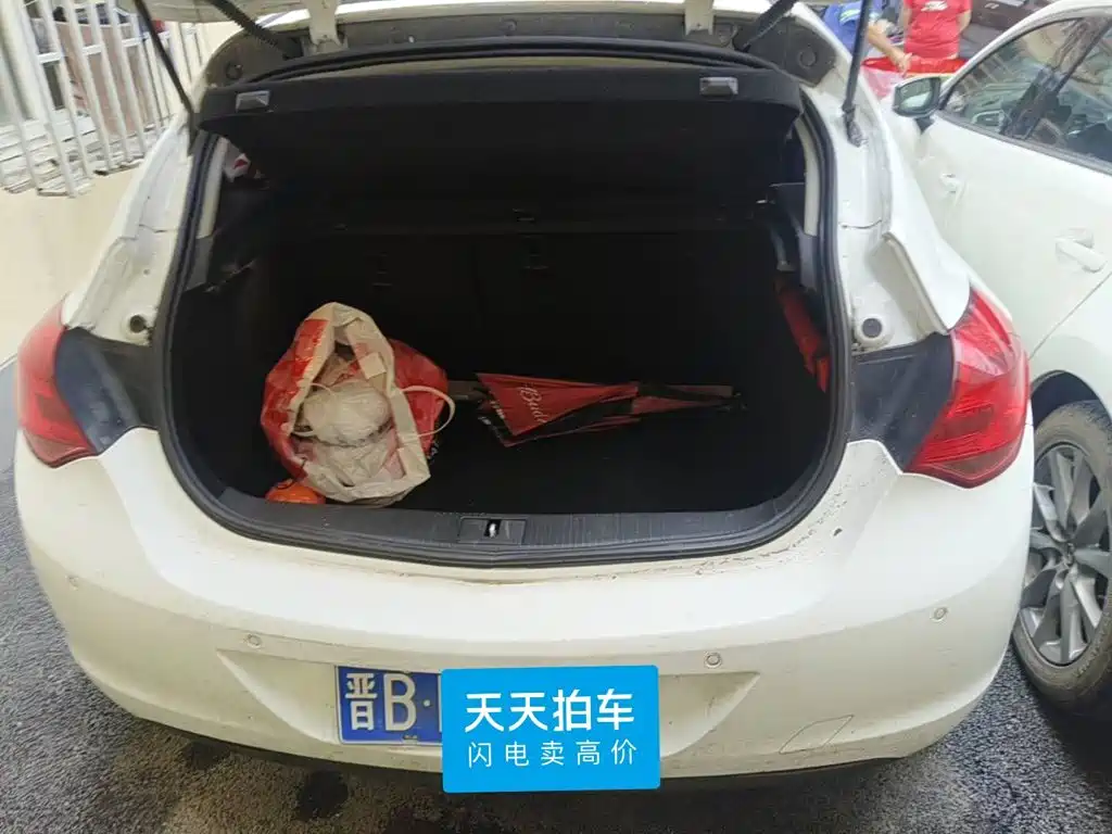 Фото 5 - Buick Excelle