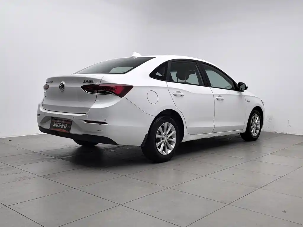 Фото 2 - Buick Excelle