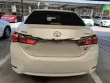 Фото 4 - Toyota Corolla