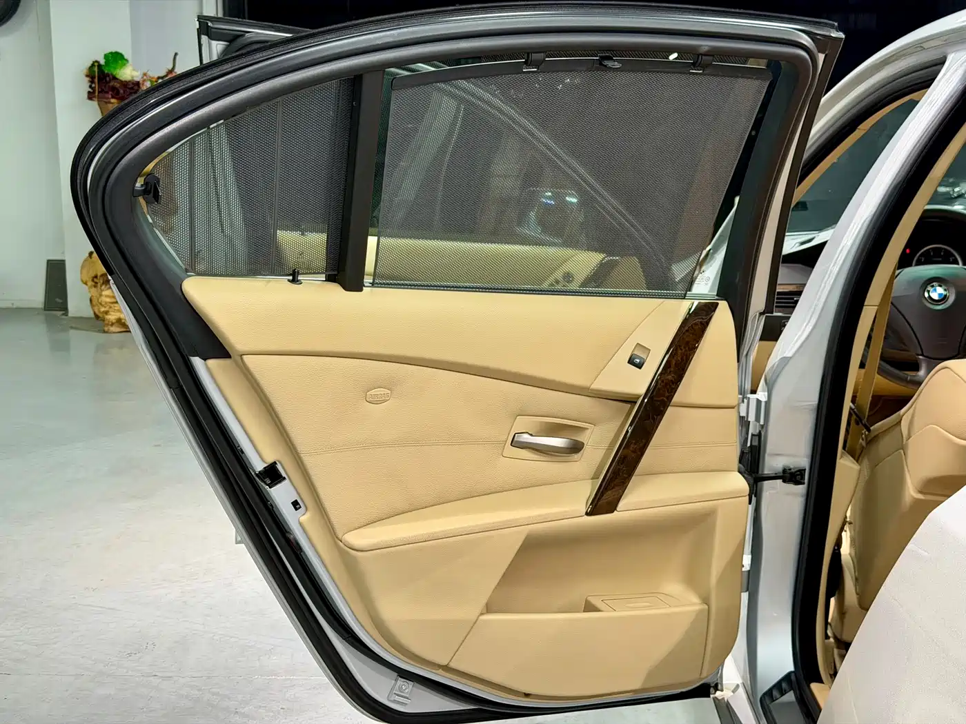 BMW 5 Series 2005 Model 530i фото 16