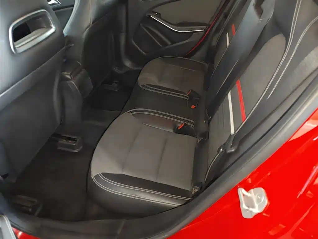 Mercedes-Benz A-Class (Import) 2015 A 180 Standard фото 17