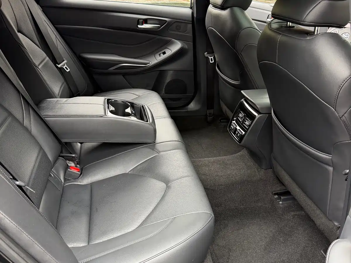 Toyota Avalon 2019 2.0L XLE Premium Edition (China VI) фото 12