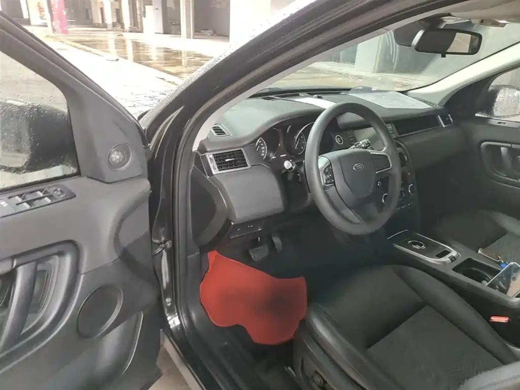 Land Rover Discovery Sport 2018 240PS PURE Edition фото 16