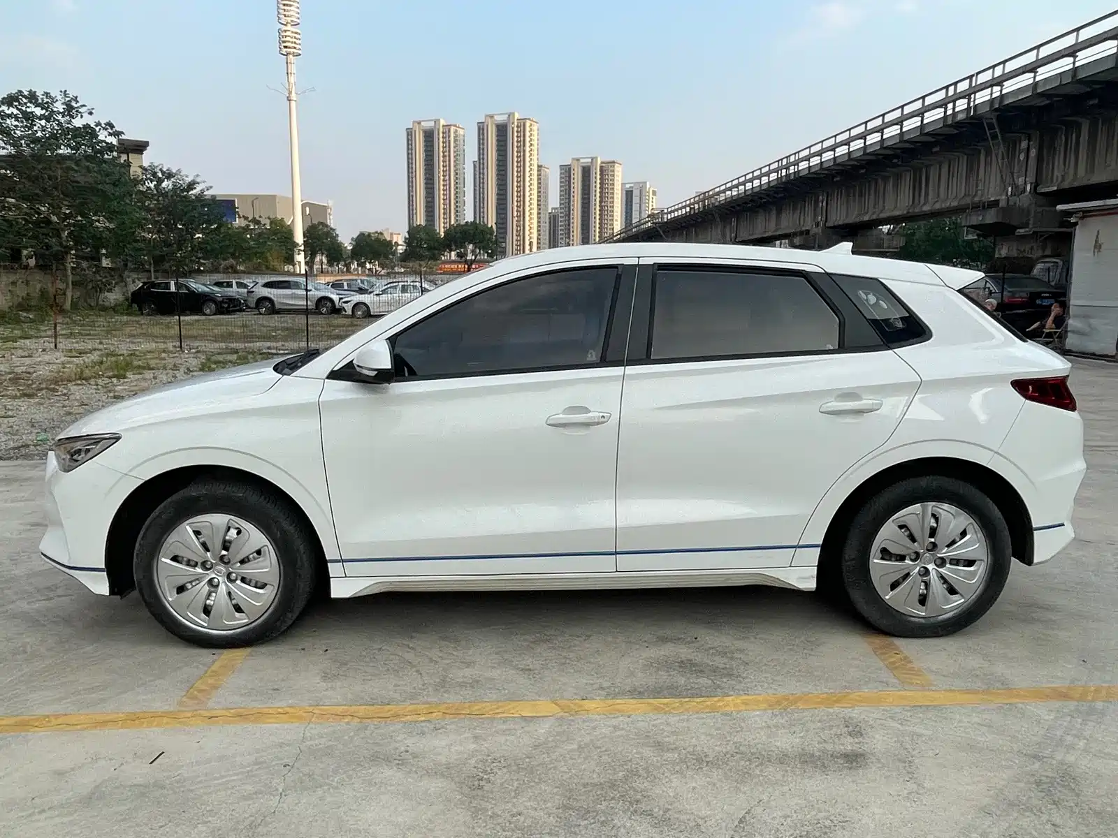 Фото 4 - BYD e2