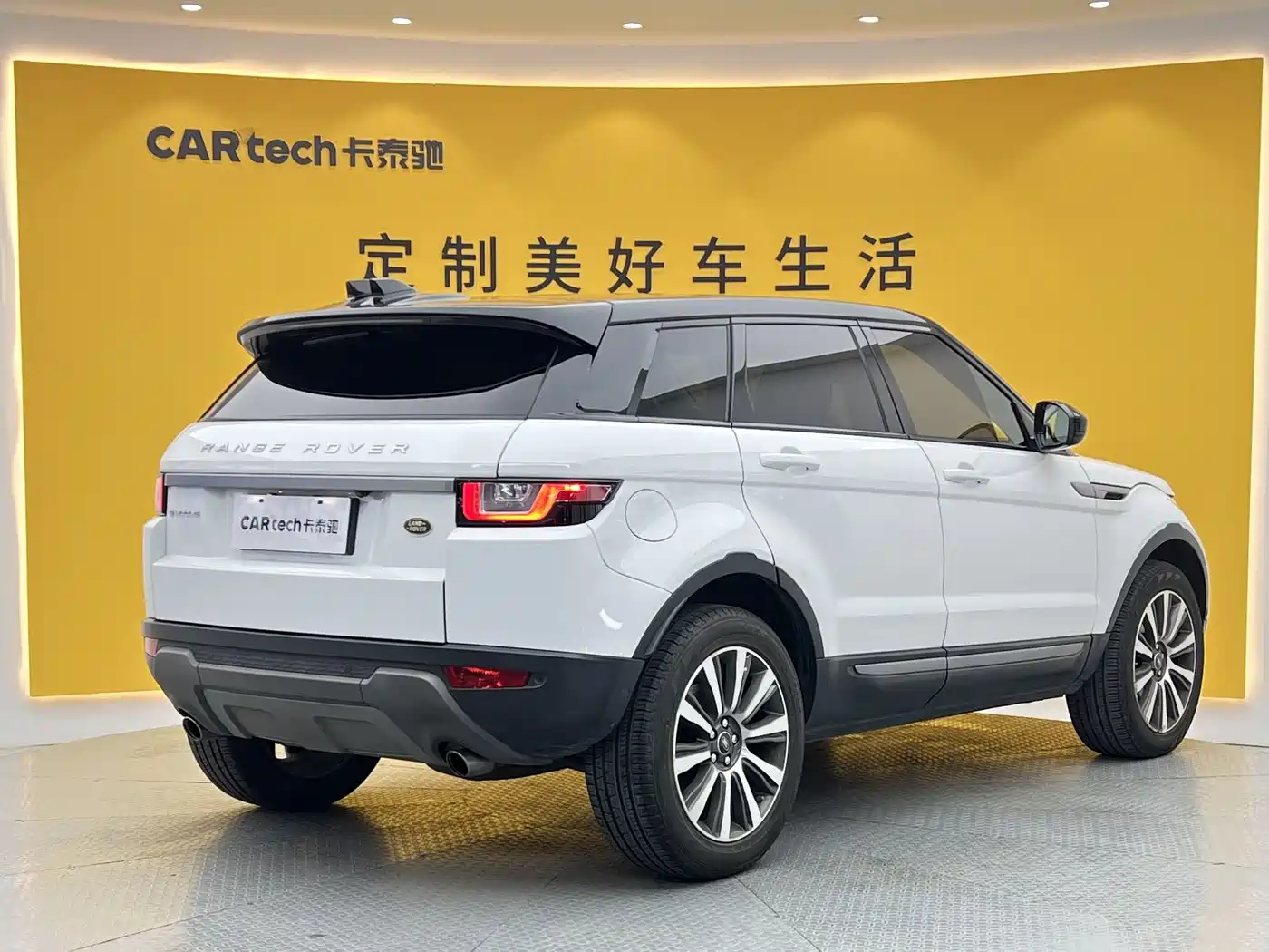 Land Rover Range Rover Evoque 2018 240PS SE Smart Edition фото 29