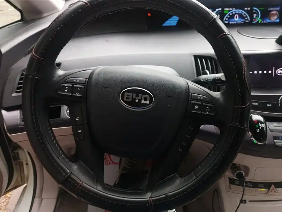 BYD e6 2016 400 Elite Edition фото 15