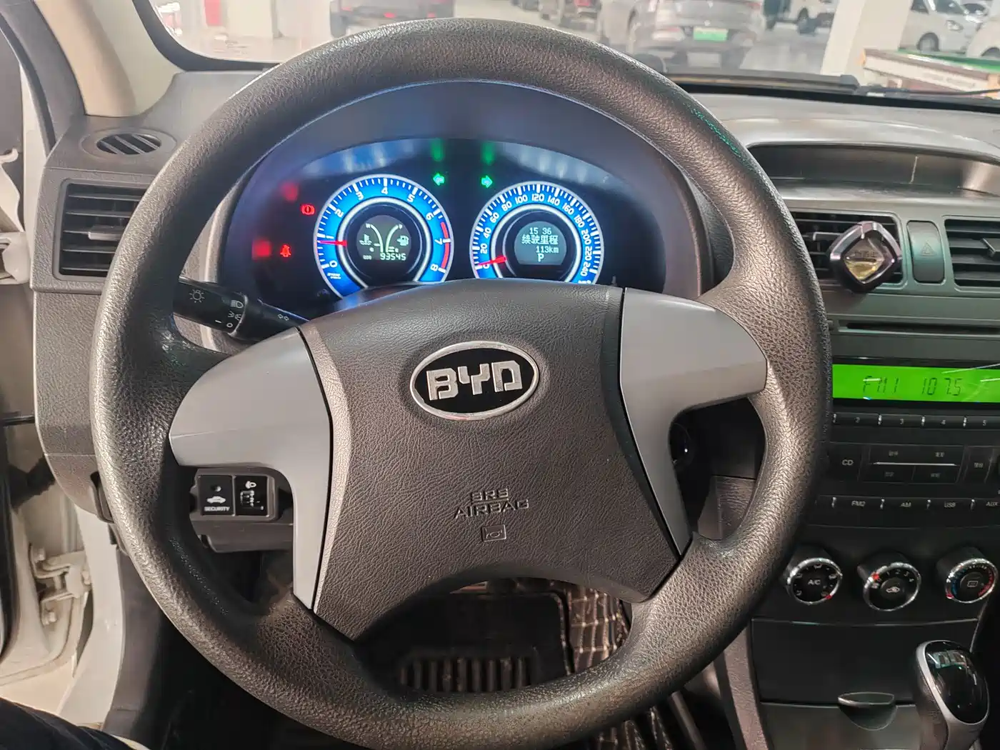 BYD L3 2015 Energy-saving Edition 1.5L Automatic Comfort фото 12