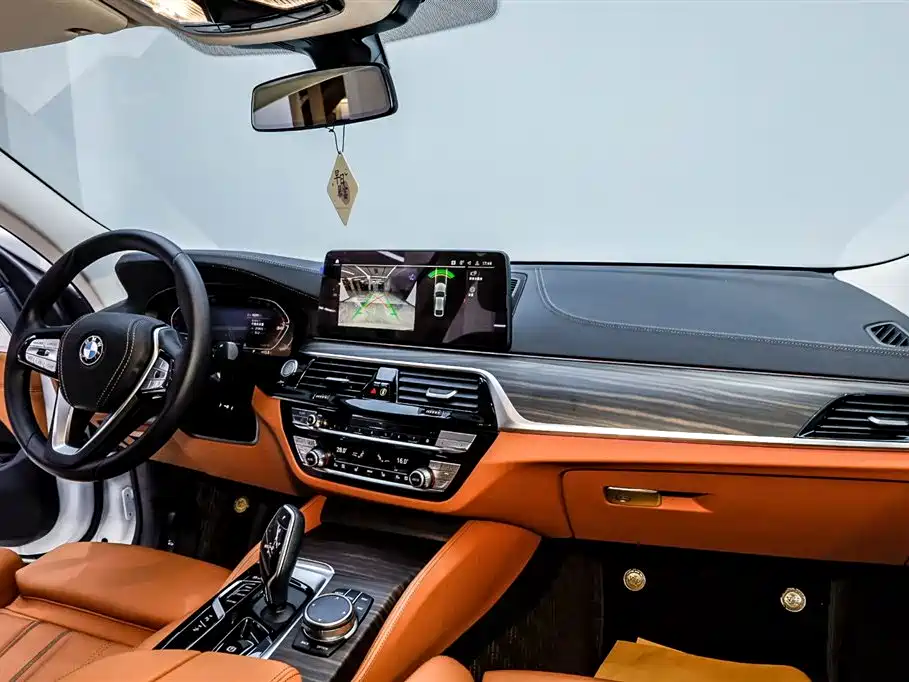 BMW 6 Series GT 2022 Model 630i Luxury Design Package фото 13
