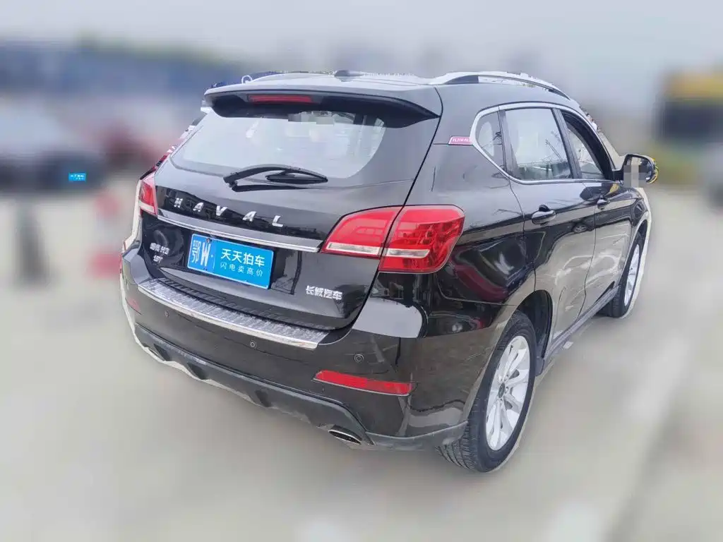 Фото 2 - Haval H2