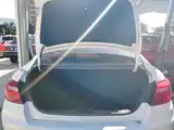 Фото 19 - Geely Vision