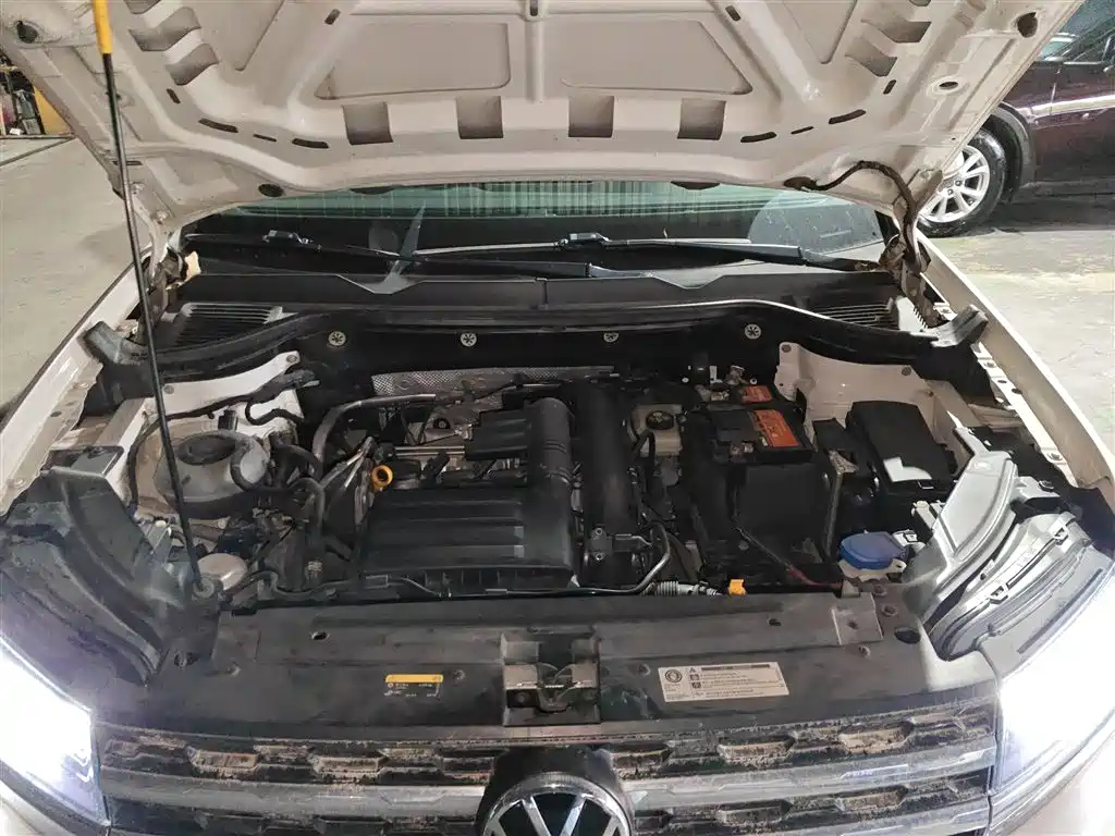 VOLKSWAGEN TUYUE