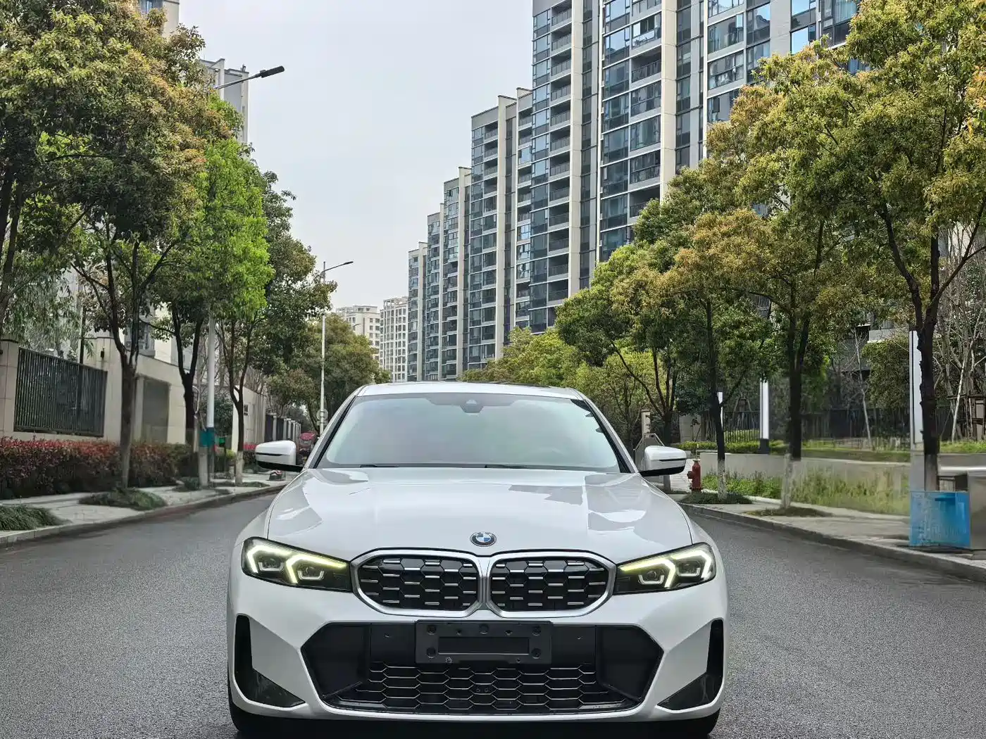 BMW 3 Series 2023 325Li M Sport Package