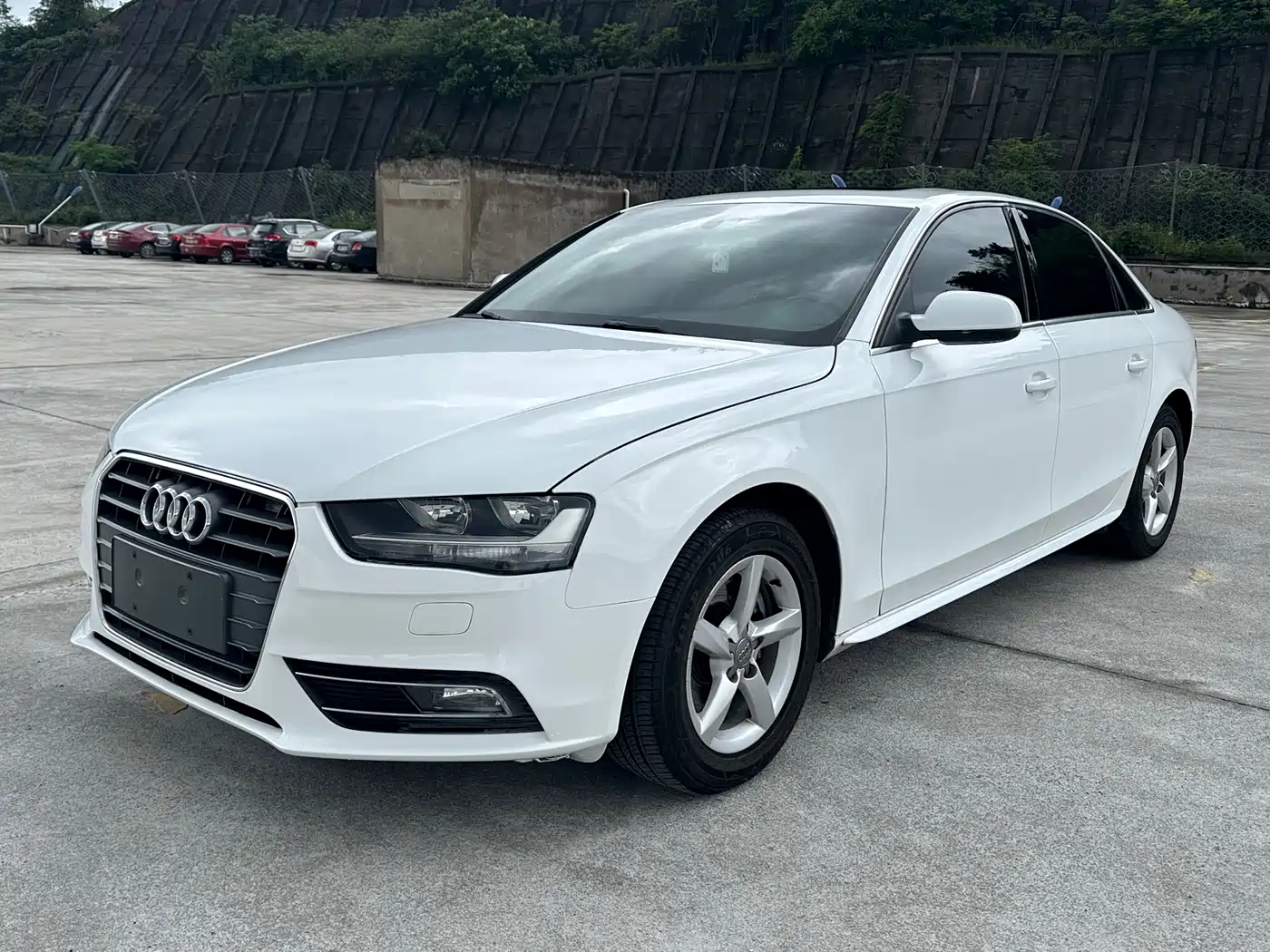 Audi A4L 2013 30 TFSI Automatic Comfort