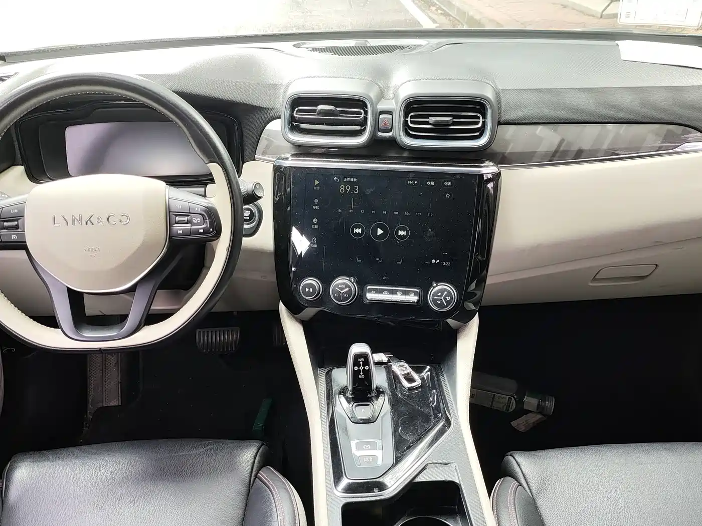 Lynk & Co 02 2019 High Energy Edition 2.0T Automatic 2WD Shine China VI фото 9