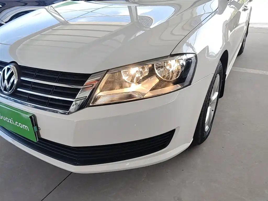 Volkswagen Lavida Tour 2013 1.6L Automatic Trend Style фото 24