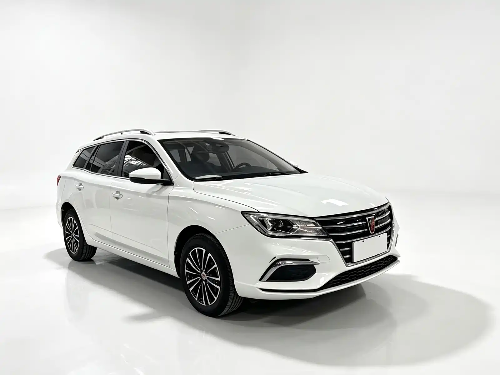Фото 6 - Roewe Ei5