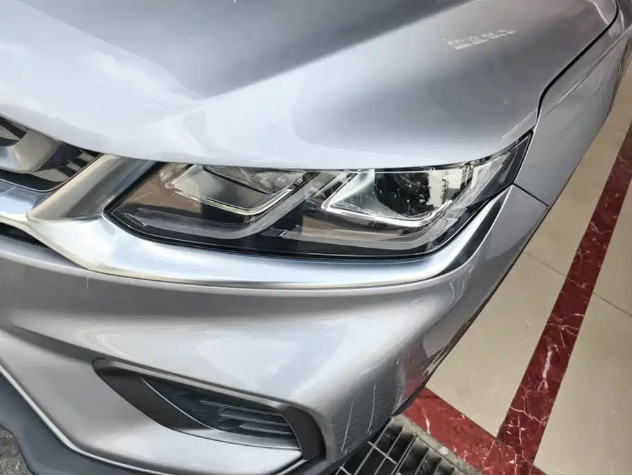 Geely Coolray 2018 2019 260T DCT Knight China V