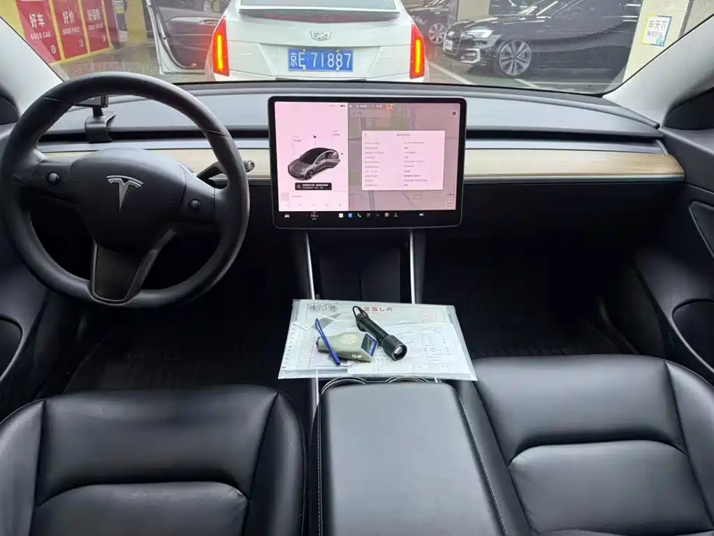 Tesla Model 3 2020 2020 Standard Range Rear-Wheel Drive Upgrade