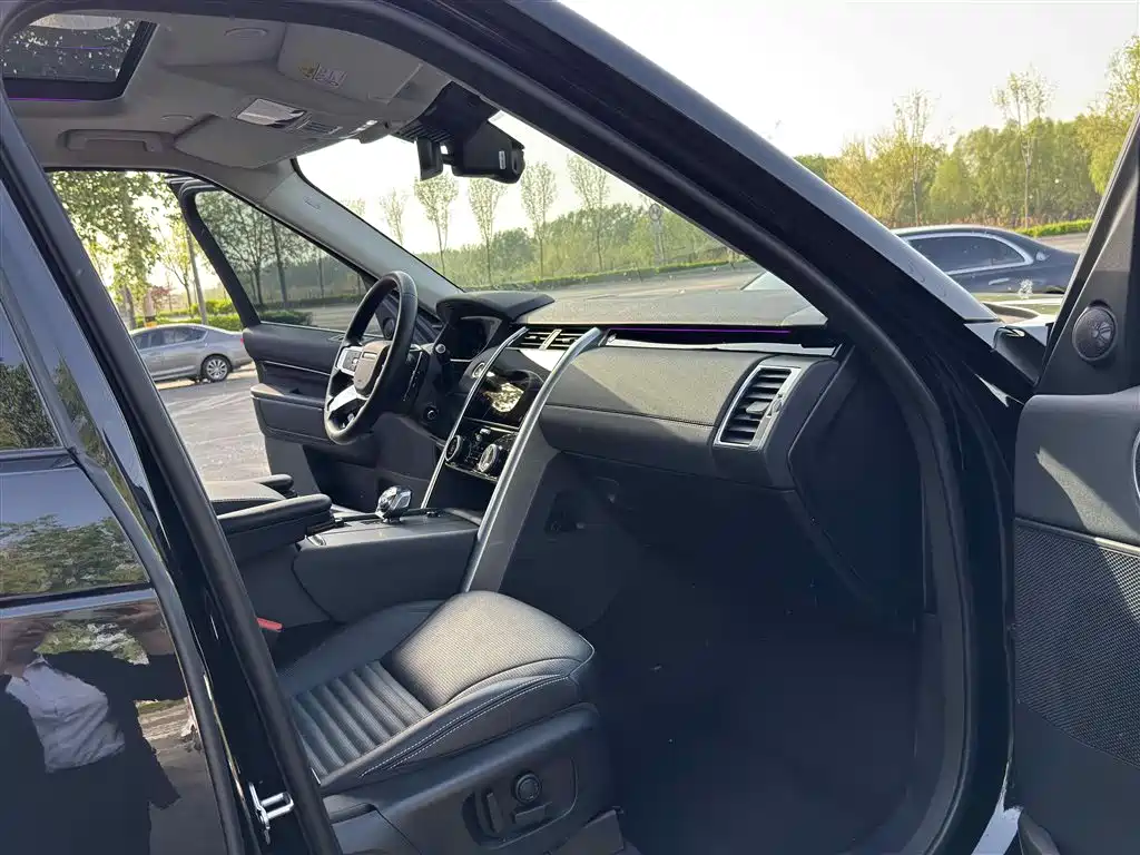 Land Rover Discovery 2024 Model 360PS S фото 8