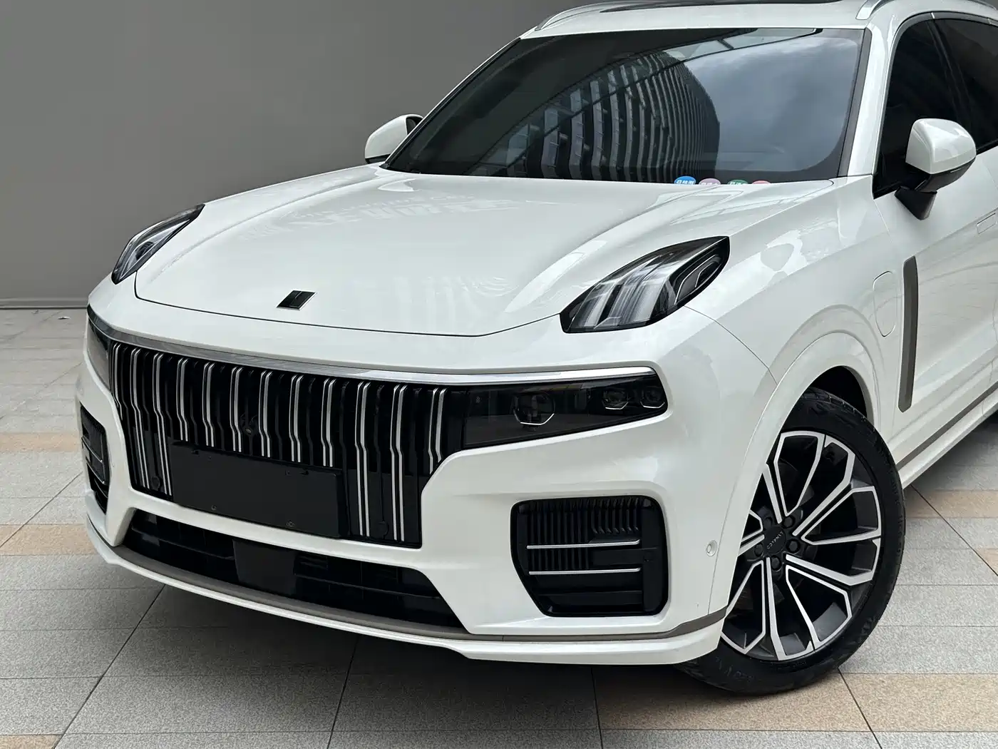 Lynk & Co 09 EM-P 2021 2.0T PHEV Ultra 6-seater фото 3