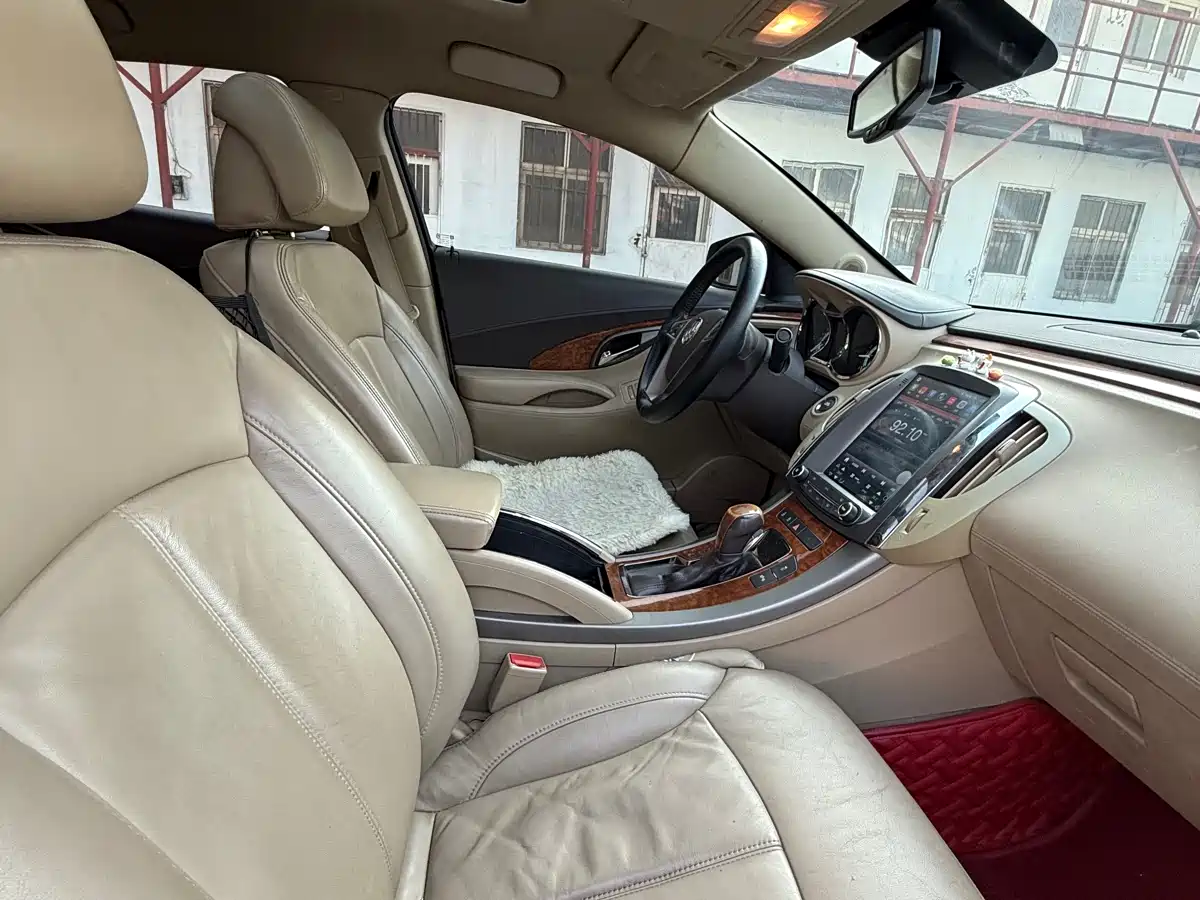 Buick LaCrosse 2012 2.4L SIDI Luxury Edition фото 12