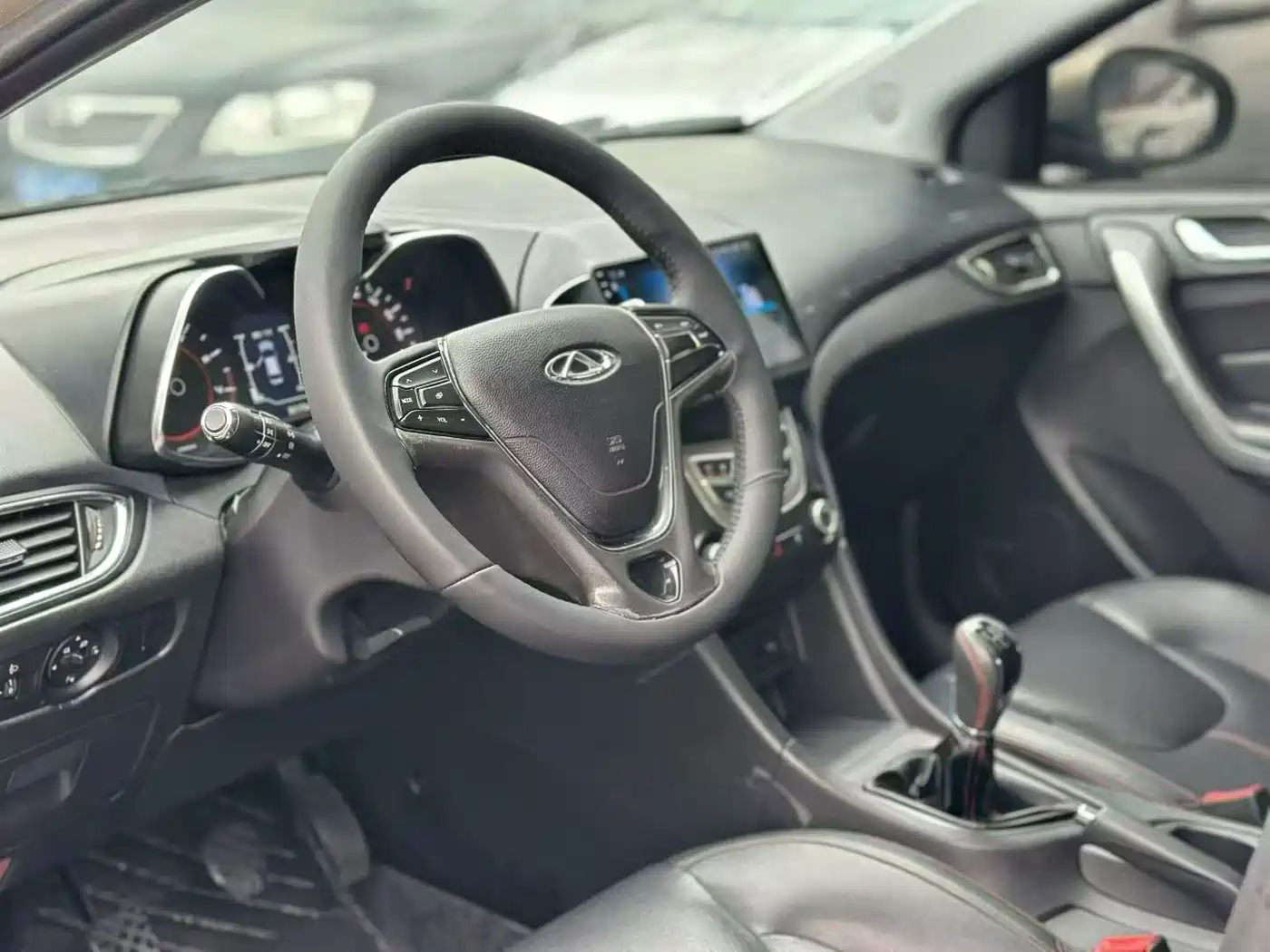 Фото 4 - Chery Arrizo 5